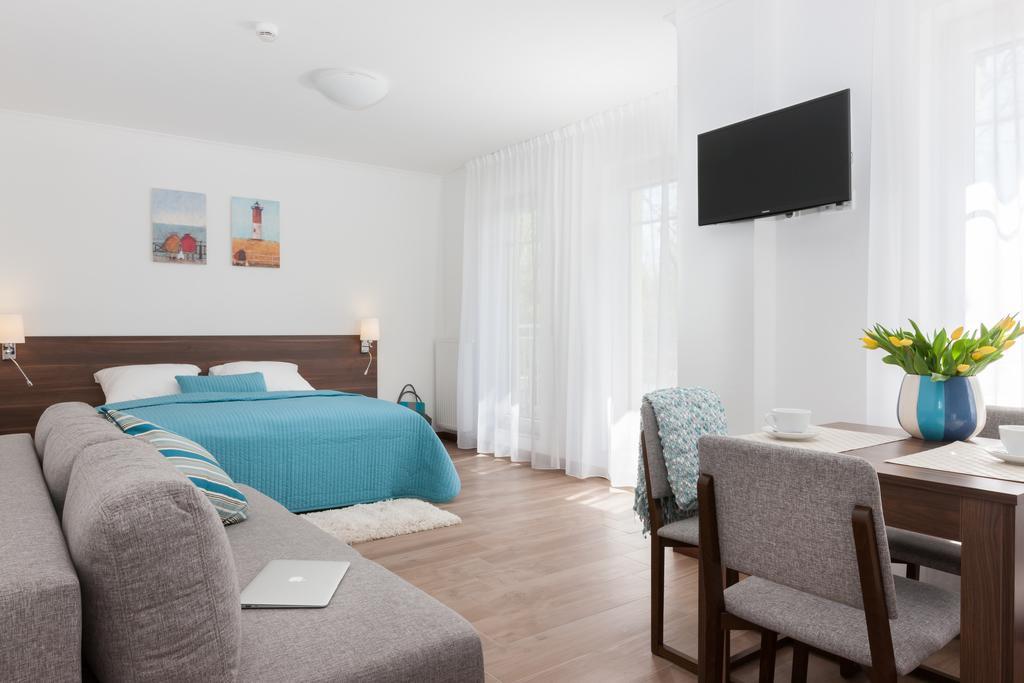 Studio Apartment